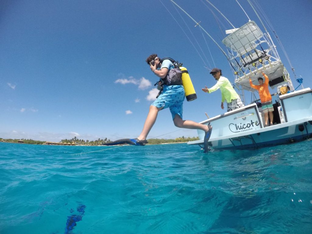 Photos and Videos from Aruba Permier Boat and Dive'x Excursions